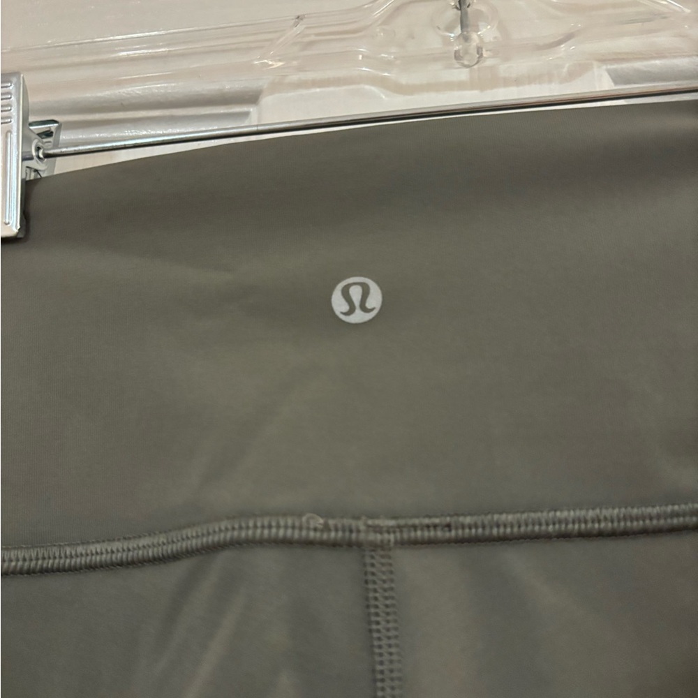 Lululemon High Rise Leggings Sage Green Size 4 Buttery Soft Yoga Pants